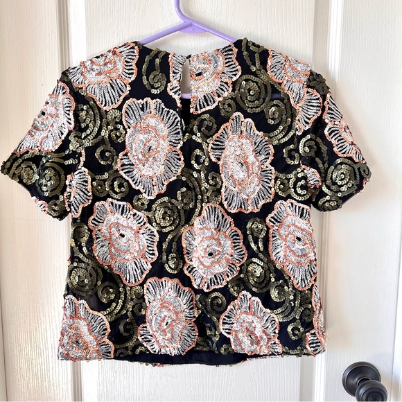 ENDLESS ROSE Mesh And Sequin Floral Cropped Blouse—SZ. Small - Picture 14 of 17